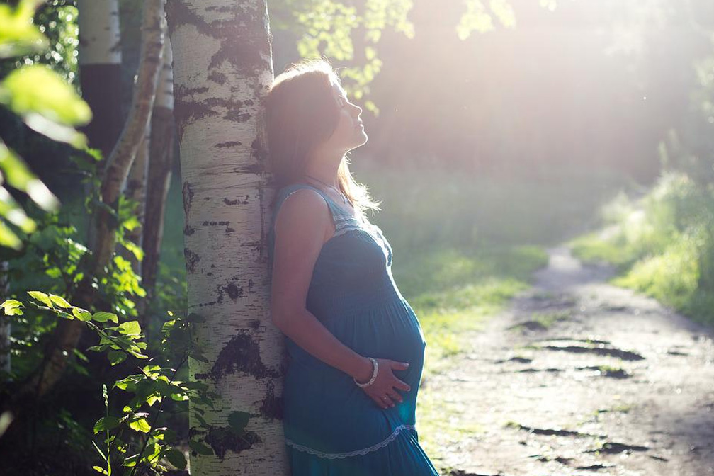 多囊宫外孕做第三代试管婴儿成功怀孕